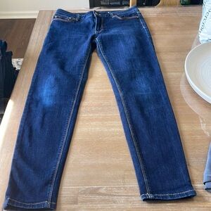 White House Black Market 8R skinny leather detail